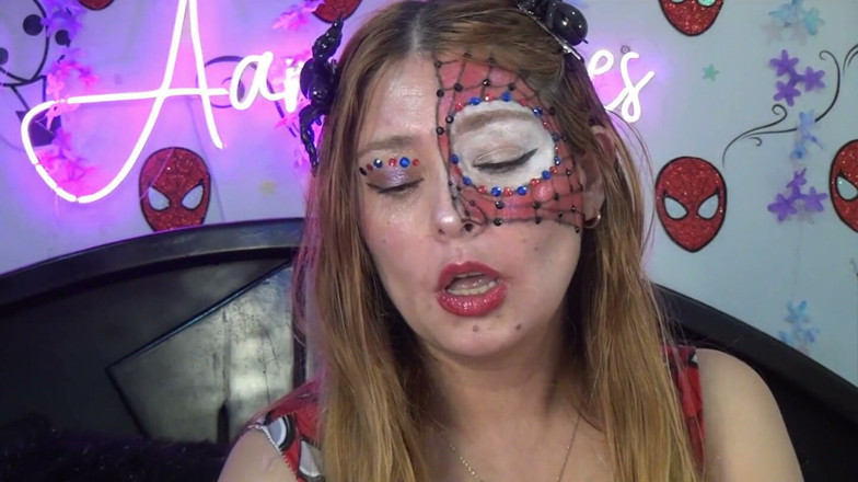 Angel eyes studio: Spider-girl's Extreme Swallowing Challenge! Huge Edible Spiders