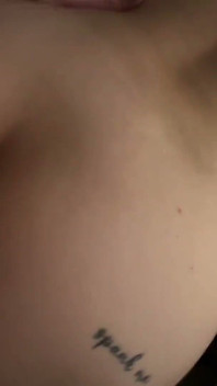 POV : 화장실에 이모 소녀를 소환하고 그녀를 따먹어