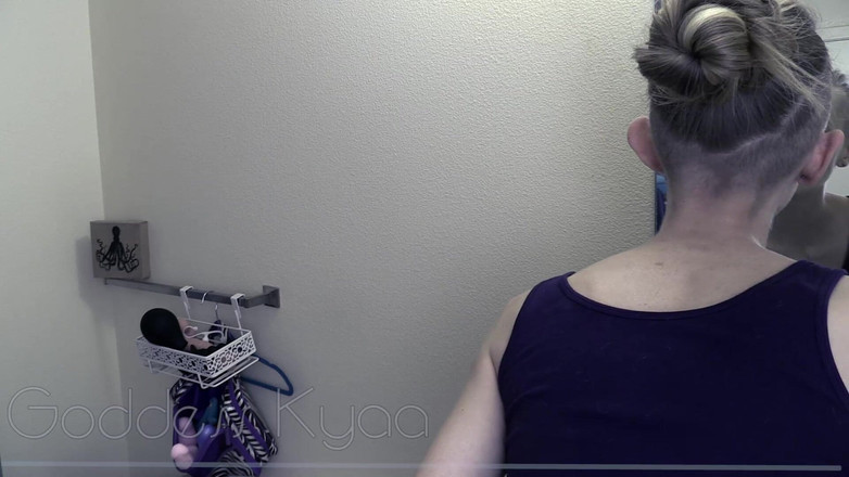 Kyaa Chimera: Zumbindo minha depilação lateral