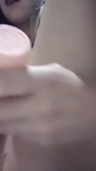 I Masturbate at Home While My Parents Are Not There