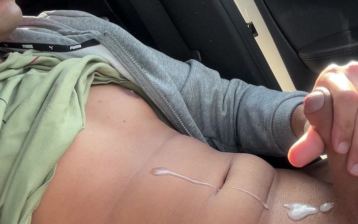 Twinkboy82: Alman çocuk park yerinde mastürbasyon yapıyor