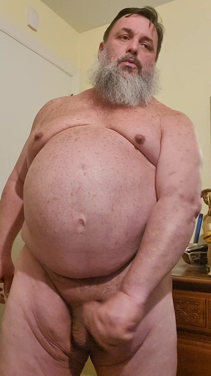 GeneWadexxx: Stiefpapi masturbiert an einem dienstag