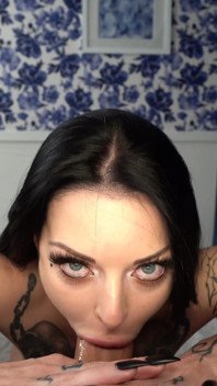 Gotfilled Unloading on Tera Winters' Spread Pussy