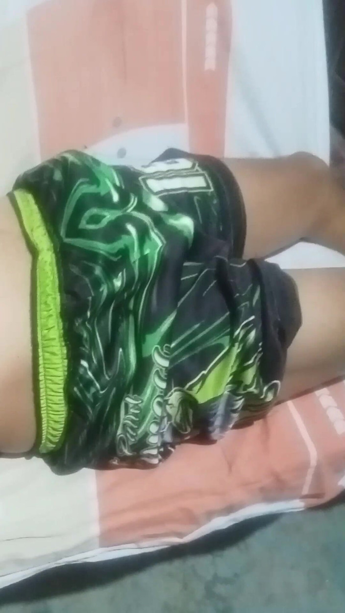 Talahib23: Con cu mập mạp của một chàng trai trẻ làm...