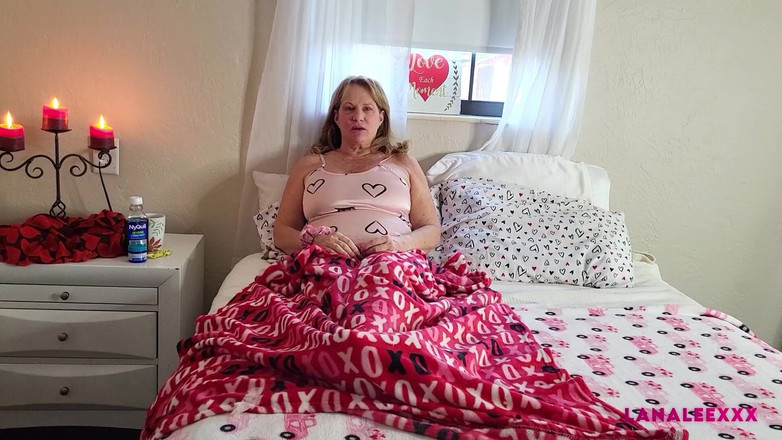 Lana Lee: Doente Lana Lee é curada pelo pau enorme do amigo dotado