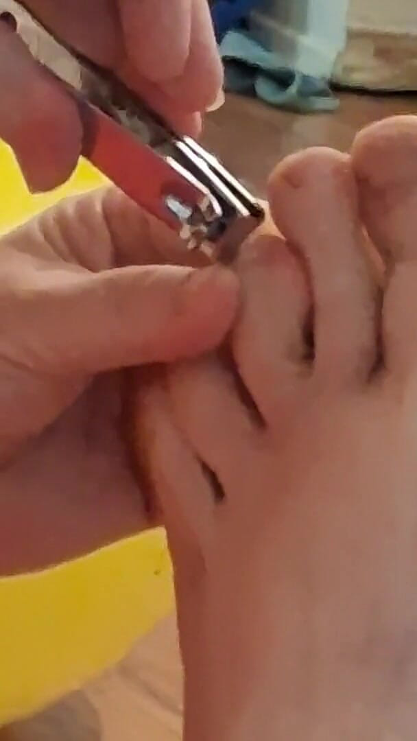 BBW nurse Vicki adventures with friends: Vicki, Infirmière À Grosse Beauté, Se Fait Couper Les Ongles De...