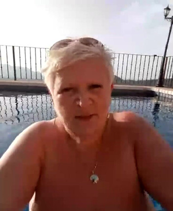 Uk Joolz: 스트림 시작