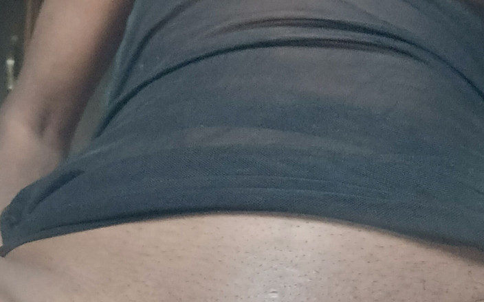 Briita: 내 자지를 따먹을 수 있고 무엇이든 사정할 수 있다