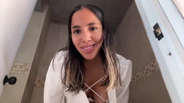 Hostess ti rende il suo gioco di ruolo cagna umiliazione verbale bisessuale incoraggiamento femminizzazione