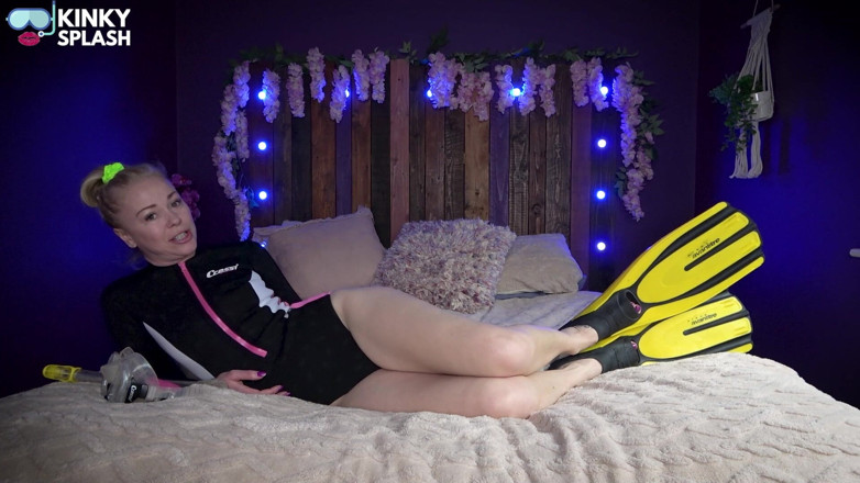UKCuteGirl Lucy Lauren: Neoprenanzug &amp; Schnorchel WICHs-wichs-session