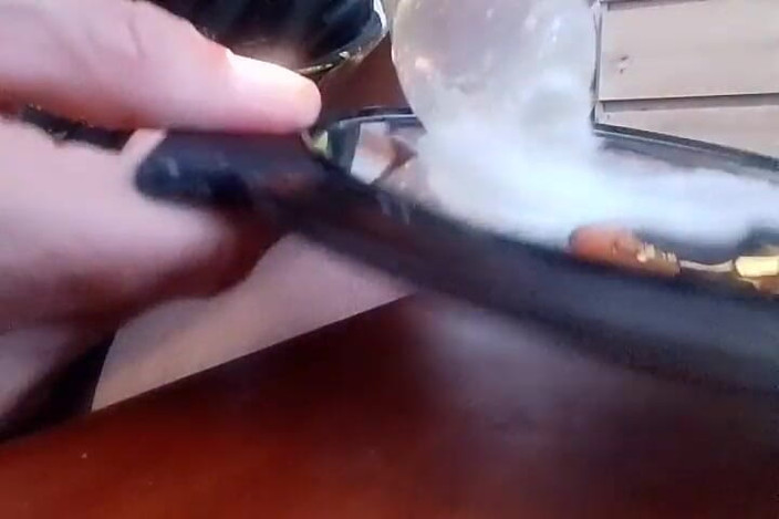 AukasZ1980: Kätzchen trinkt Milch