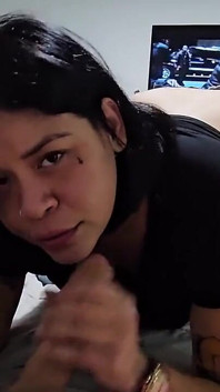 Colombian Big Butt Rides a Cock Without a Condom