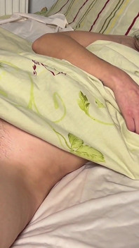 I Licked My Stepmother's Pussy While She Was Sleepy and Thought That Her Father Was Doing It, How Juicy She Is!!!!!!!