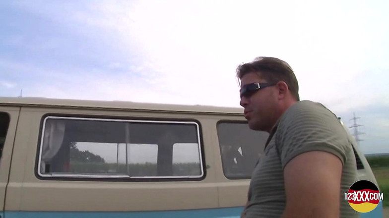 123XXX - Fucked Amateurs in Germany!: Baculatá blonďatá děvka Jezdí na tvrdém péru Venku