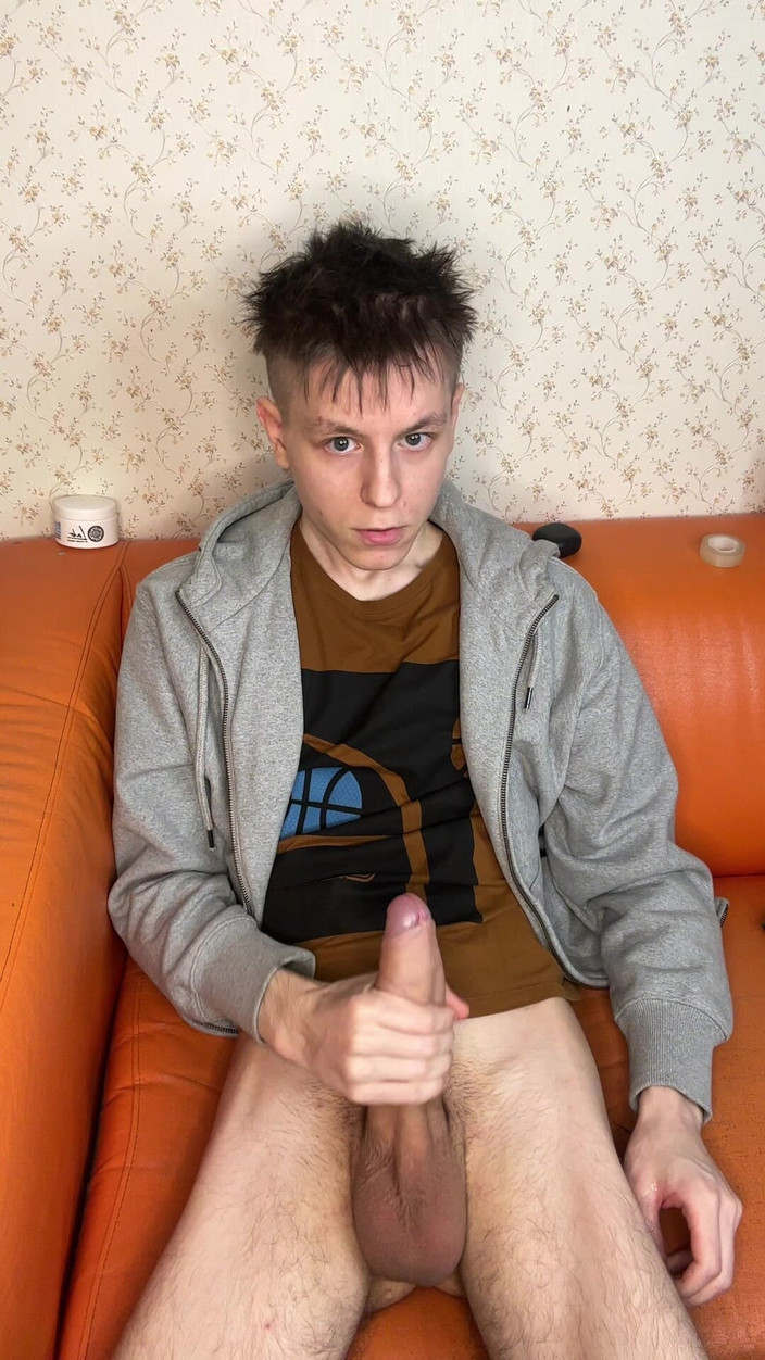 Morflot24: Разорвался сливочный хуй 18-летней