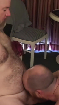 Bearfilms Noah Post met Trey en Wolfcub genieten van een wilde sessie