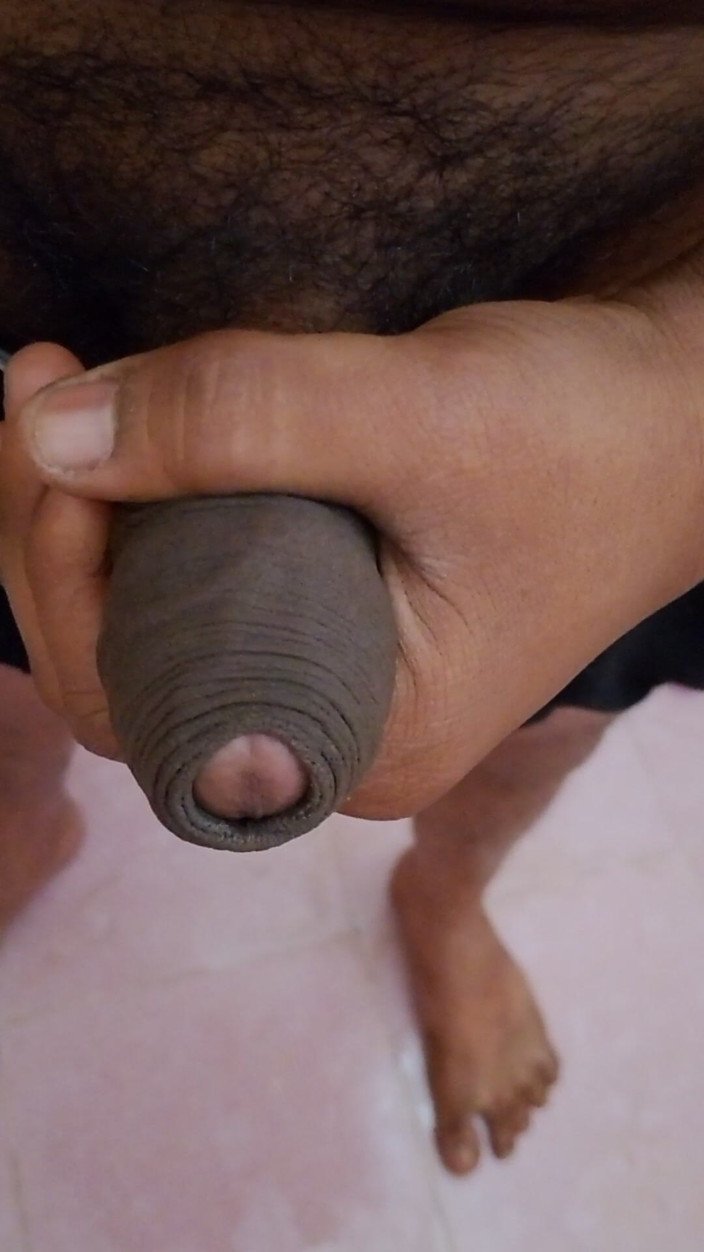 Black d indian: Indischer schwanz-handjob