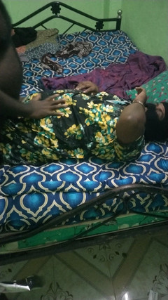 Benita sweety: Pakcik tiri dengan desi stepcousin