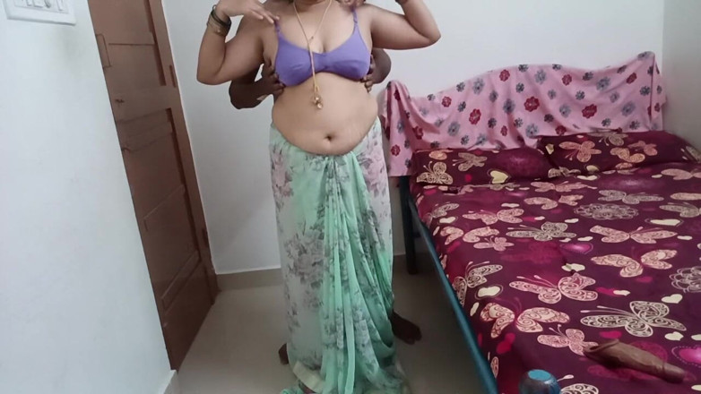Muruga: Saree Sexy Aunty Come to Sex with Me