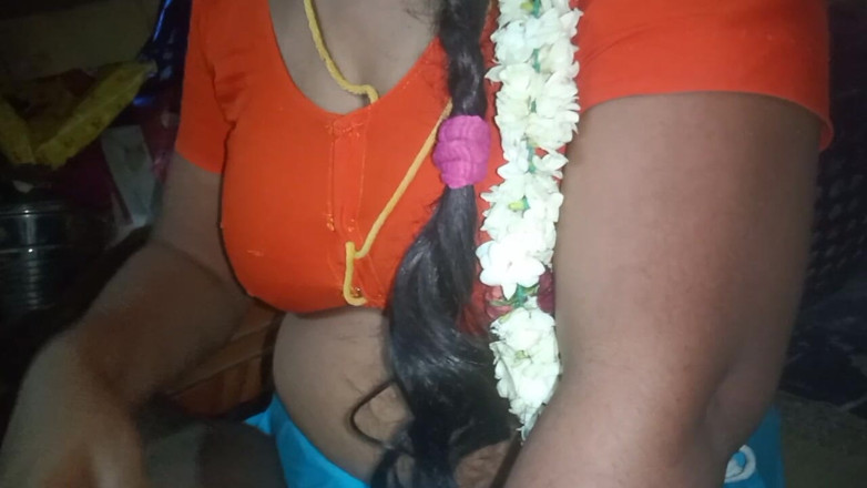Priyanka314: Bhabhi Tamil blowjob yang sangat panas dalam buatan sendiri India