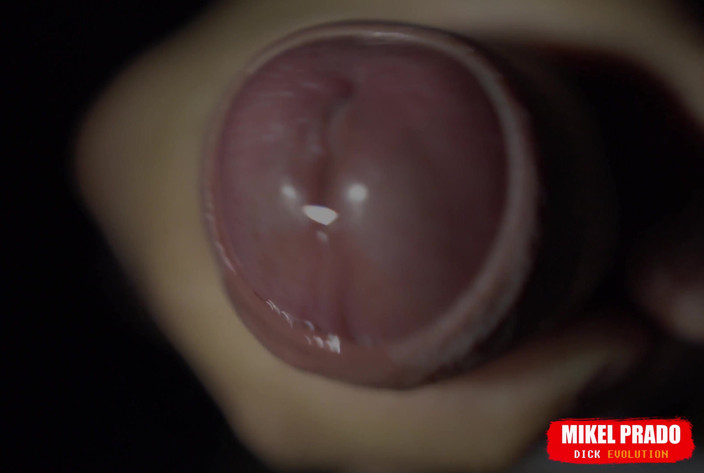 Mikel Prado: No audio - very large cock head cums