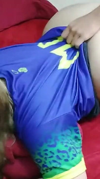 Ona içine boşalmamasını söyledim ama o amının içine boşalıyor