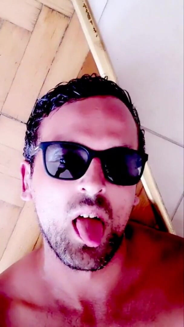 Slutboyben: Slutboyben cam4 esposto a Budapest