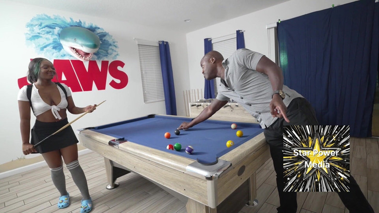 Star Power Media: Bisexuální funkce Blu Meree: Sexy lesbická akce s Vicki Verona...