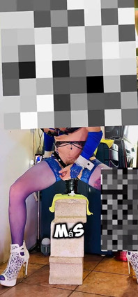 Tesão transsexual com peitões de silicone é fodida no cu ao ar livre
