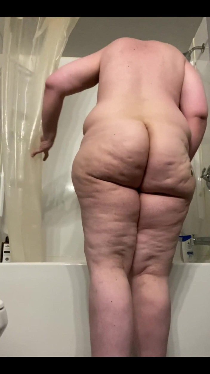CosmicJones88: phataafat shaavar;)