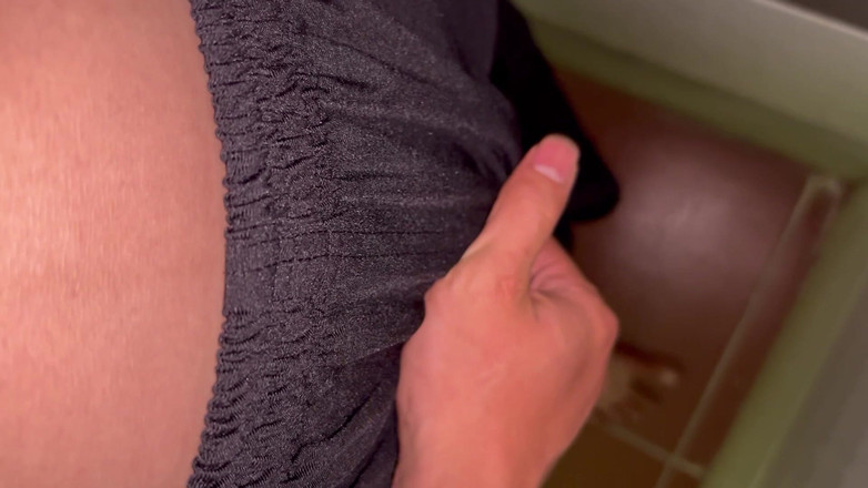 Quan Vietnam 18: Young Asian Jerk Cock and Cum in Public Toilet