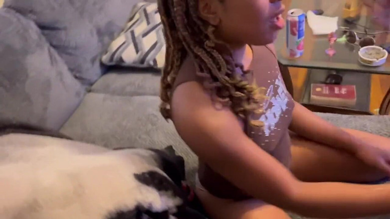 Fijii pornbox: Winziges hausfrauen-mädchen ließ fremden aus jamaika ihren hals ficken, wichs-kumpel...