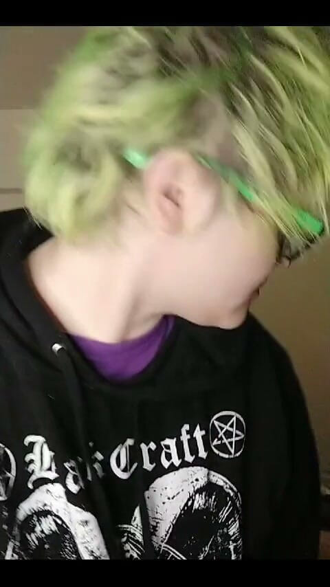 Aneris: New Video Latino Amputee Screaming for Dicks