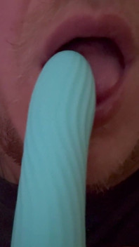 Sucking in Slow Mo - Dildo