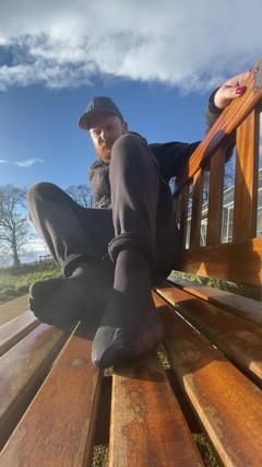 Outdoor Foot Worship