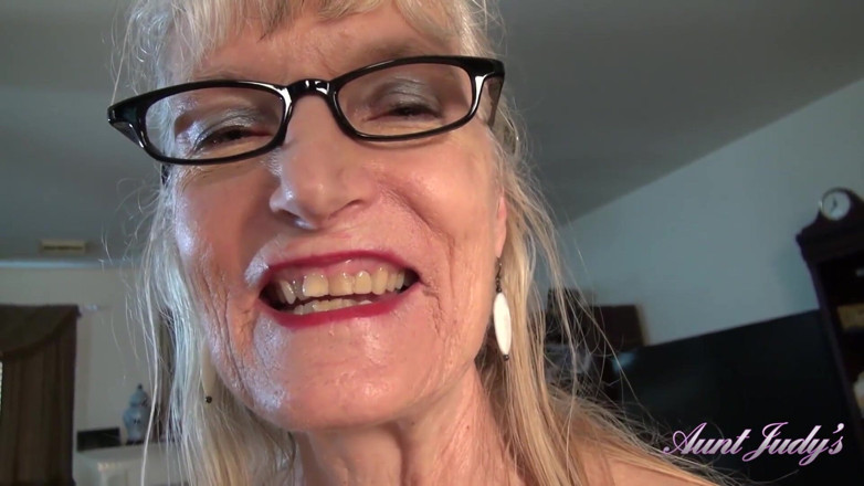 Aunt Judy's: TanteJudys - 69-jährige texas-amateurin GILF Diane ist deine persönliche sekretärin