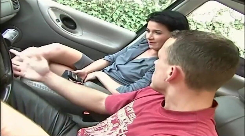 Muschi movie official: Hairy pussy fucking in dogging position in the car