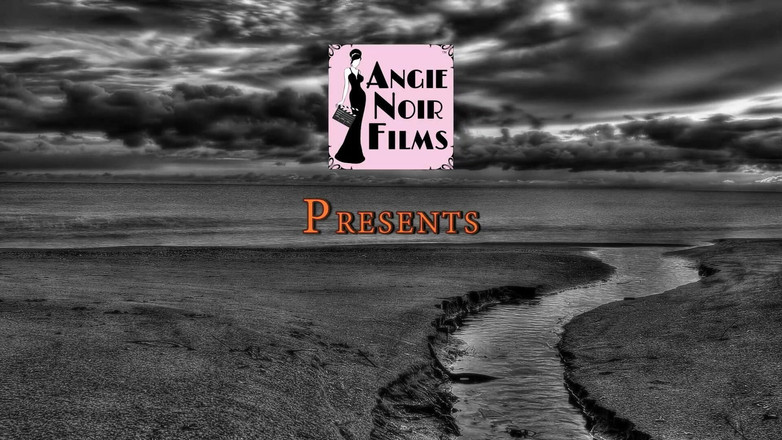 Angie Noir: 엄마에게 피스팅을 가르치는 배다른 딸 앤지 누아와 지나리