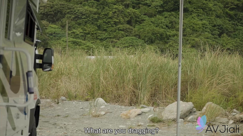 AV Jiali: Ccc dan kekasihnya melarikan diri dari parti dan menyelinap untuk...