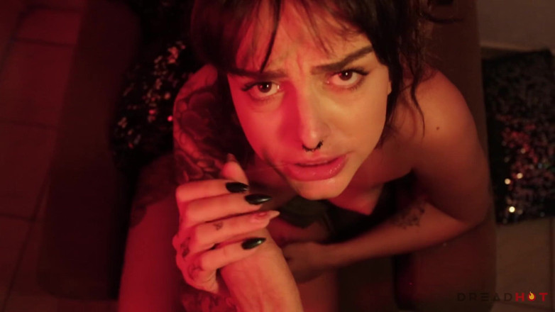 Dread Hot: Sex oralny po imprezie