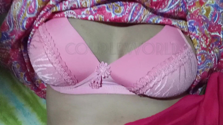 CoupleWorld: Hinduski Boudi i muzułmanin seks wideo chłopca