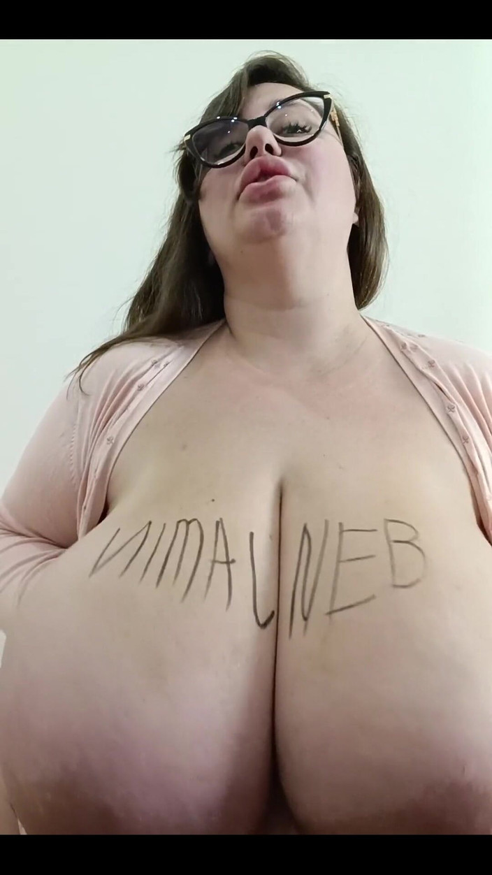 Nina Doll: Große möpse