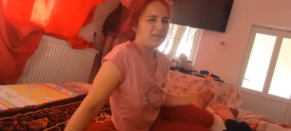 Ionut899: Šukám svou nevlastní dceru do pusy a udělám se jí...