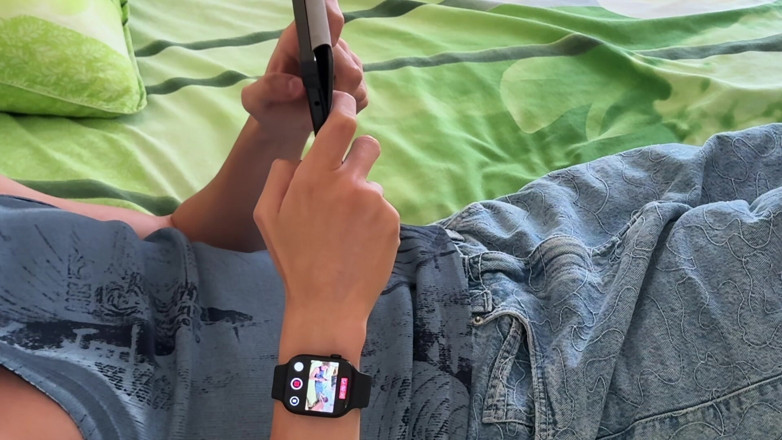Max Gen: Cute Twink Keeps Playing Phone Games While Getting His Dick...