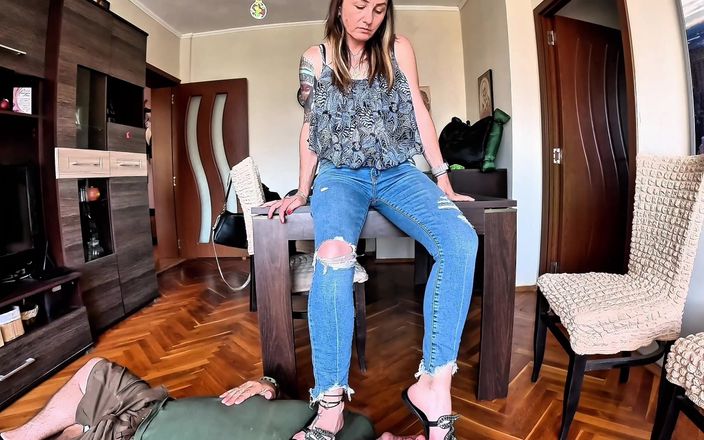 Mistressyammyboots: Totální dominance totální kontroly