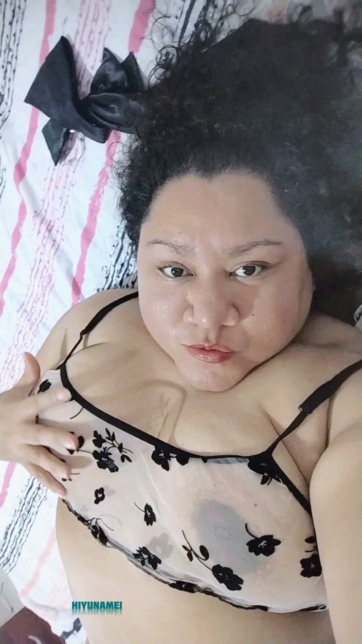 Hiyunamei-bbw: Let's Move Around a Little Bit