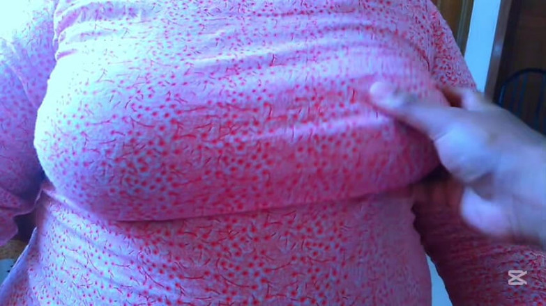 Aria Mia: Awek kolej desi panas 18 tahun yang bertetek besar dari tepi...