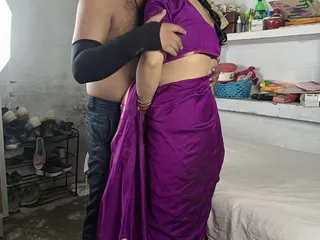 Beautiful Sister-in-law Quenches the Thirst for Exemption From the Neighboring Muslim Boy!