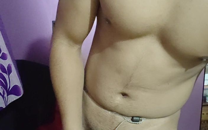 Bhola: 큰 자지와 딸딸이를 보여주는 마을 인도 소년