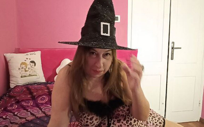 Veronica Rossi: Veronica rossi official - toketku dipijat dan bikin pentilku ngangkang